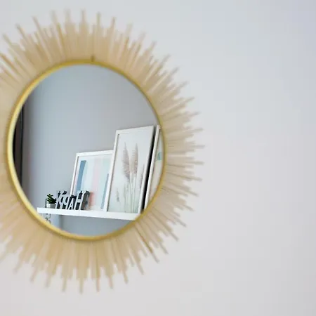 Apartmán Luxury Urban With Jacuzzi