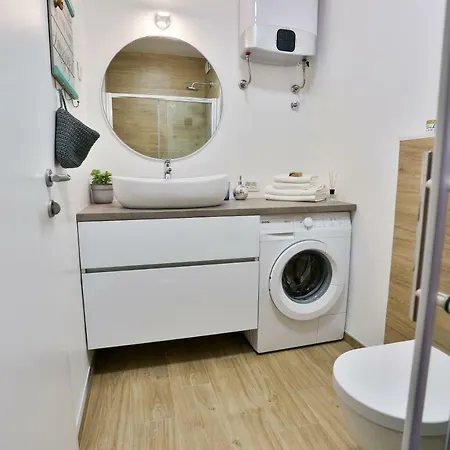 Luxury Urban With Jacuzzi Apartment Split