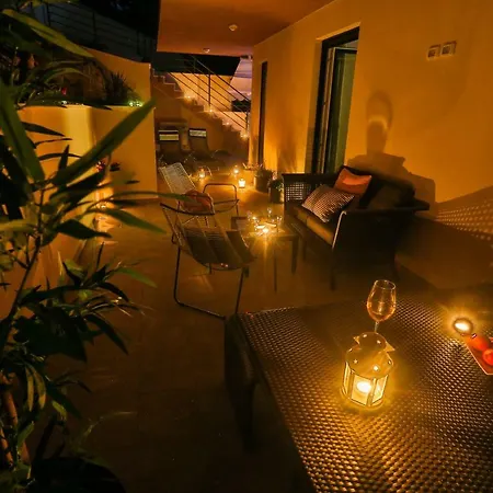 Luxury Urban With Jacuzzi Apartment Split